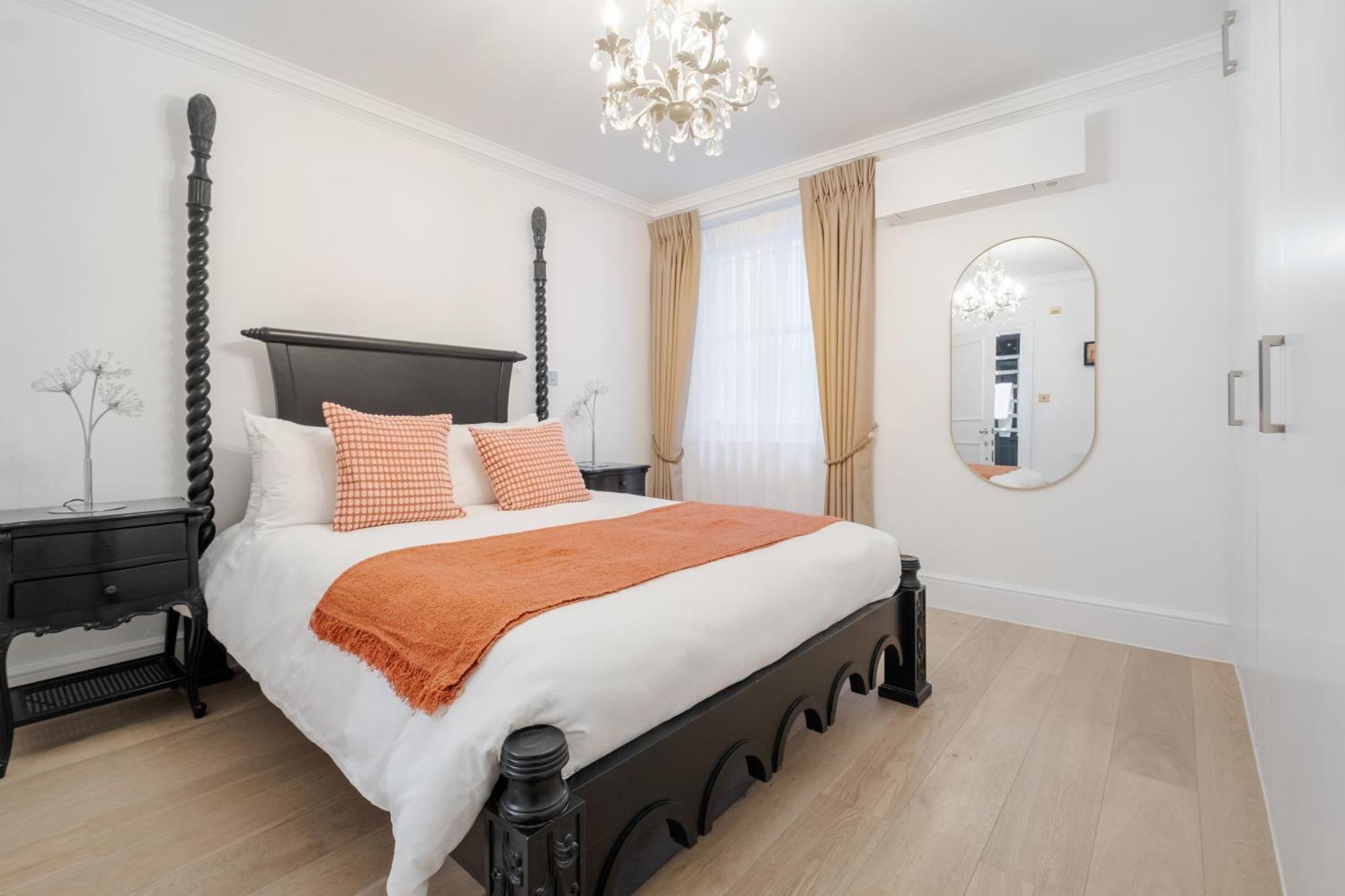 Luxury 2 Bedrooms In South Kensington Apartment *
